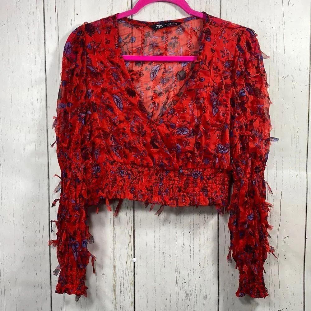 Zara Red Floral Smocked Crop Top Long Sleeve Size M Coquette Cottagecore Boho